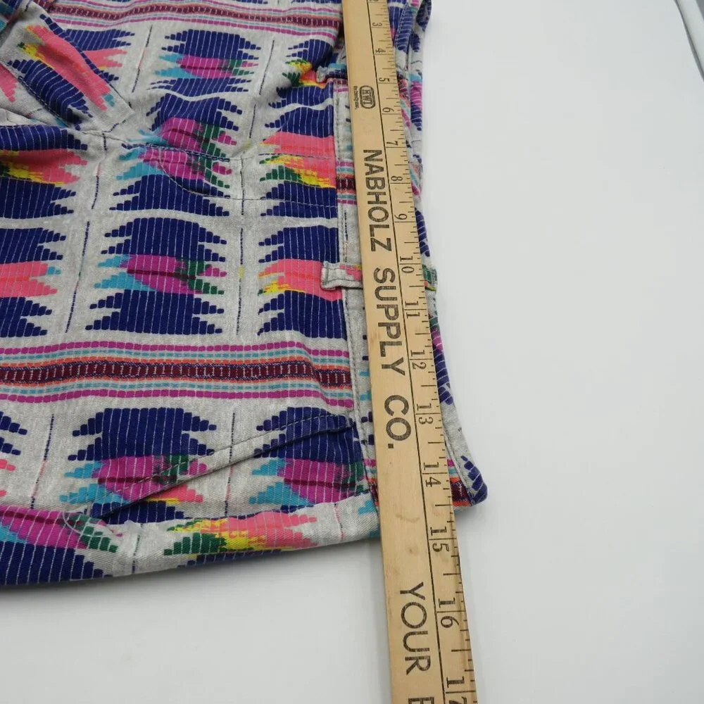 American Eagle Shorts Womens Size 0‎ Stretch Midi Shorts Aztec Print Short Booty